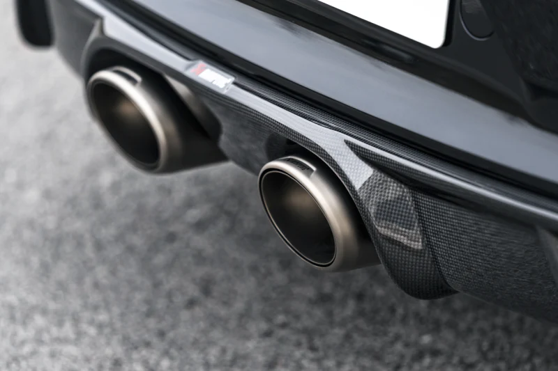 Akrapovic 16-17 Porsche 911 Carrera S/4/4S/GTS (991.2) Slip-On Line (Titanium) w/ Titanium Tips - Image 4