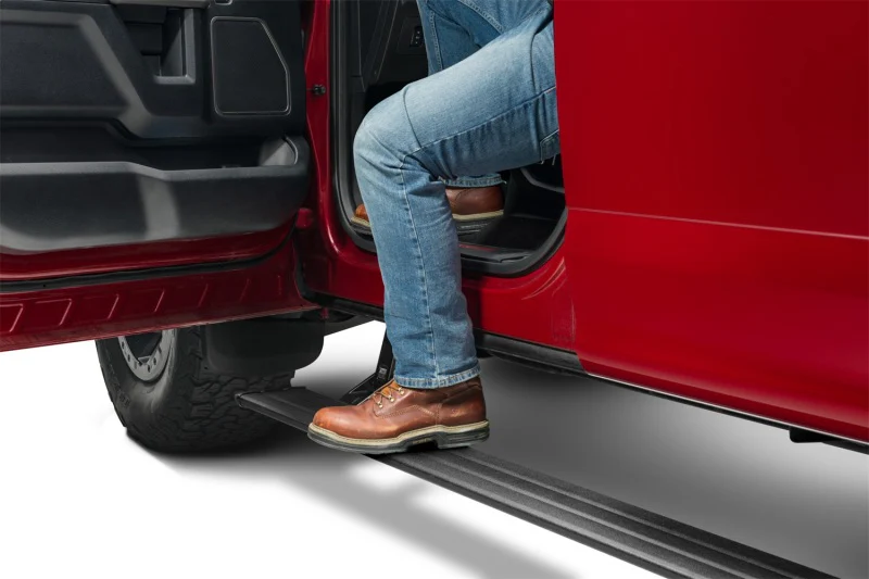AMP Research 17-19 Chevrolet Silverado 2500/3500 DC/CC (Diesel) PowerStep Smart Series - Image 5
