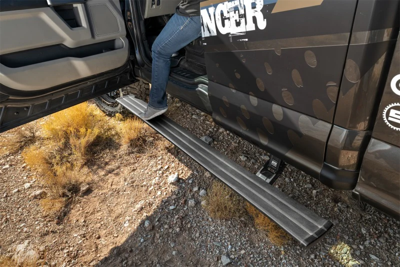 AMP Research 17-19 Ford F-250 Super Duty PowerStep Smart Series - Image 10