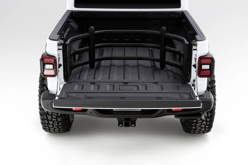 AMP Research 20-22 Jeep Gladiator (Does Not Work w/Tonneau Cvrs) Bedxtender HD Sport - Black - Image 2