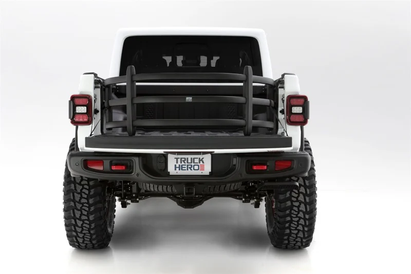 AMP Research 20-22 Jeep Gladiator (Does Not Work w/Tonneau Cvrs) Bedxtender HD Sport - Black - Image 5