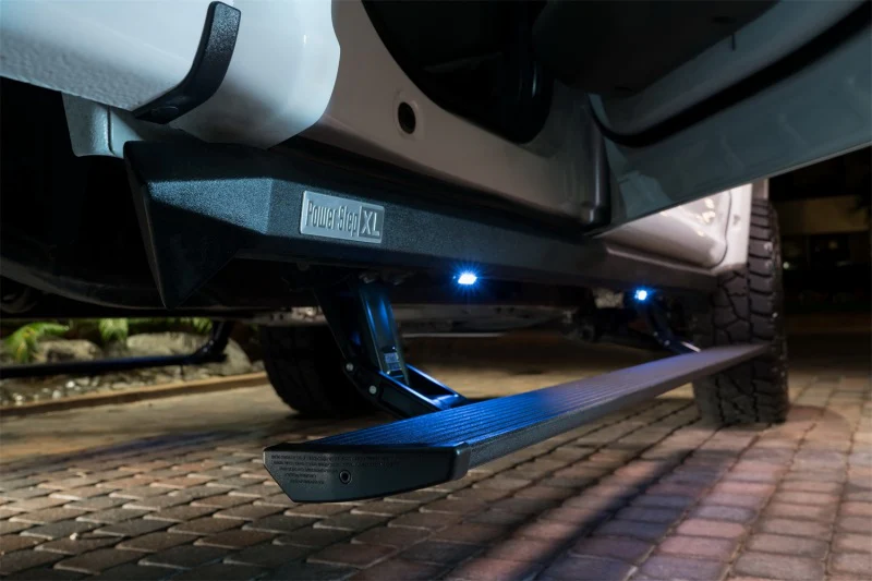 AMP Research 20-23 Chevy Silverado 1500 Crew Cab PowerStep XL - Black (Incl OEM Style Illumination) - Image 3
