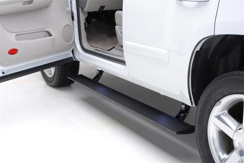 AMP Research 2007-2018 Mercedes-Benz 2-Sided Sprinter PowerStep Plug N Play - Black - Image 4
