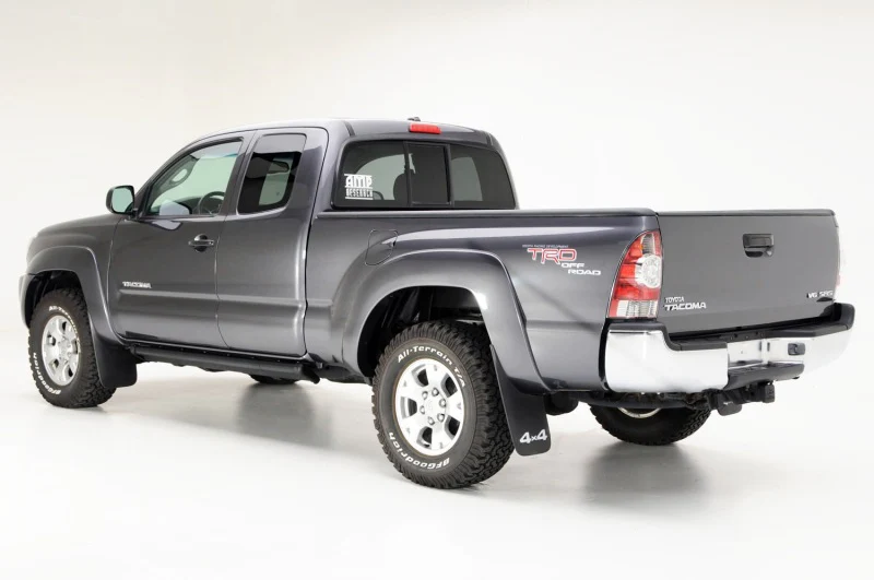 AMP Research 2016-2017 Toyota Tacoma Double Cab/Access PowerStep - Black - Image 7