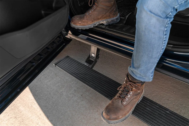 AMP Research 23-24 Chevrolet Colorado / GMC Canyon Crew Cab PowerStep Plug N Play - Black - Image 5
