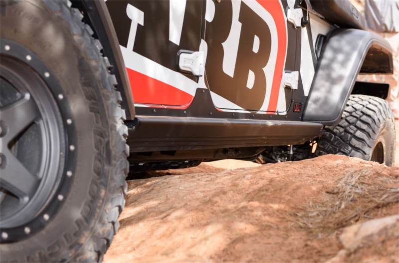 ARB R/T/Rail Suits Jl 4 Door - Image 4
