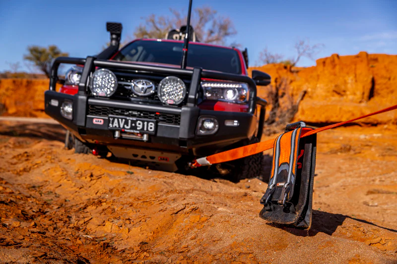 ARB Weekender Recovery Kit Incl 17600lb Recovery Strap/4.75T Shackles - Image 11