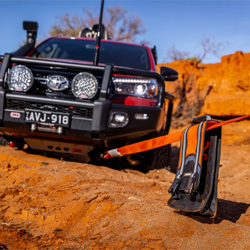 ARB Weekender Recovery Kit Incl 17600lb Recovery Strap/4.75T Shackles - Image 7