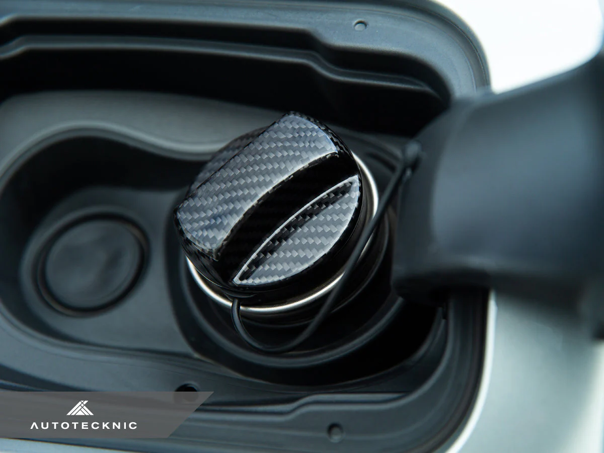 AutoTecknic Dry Carbon Competition Fuel Cap Cover - F48 X1 | F39 X2