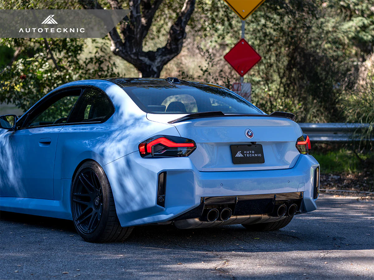 AutoTecknic Dry Carbon Corsa Trunk Spoiler - G87 M2 - Image 9