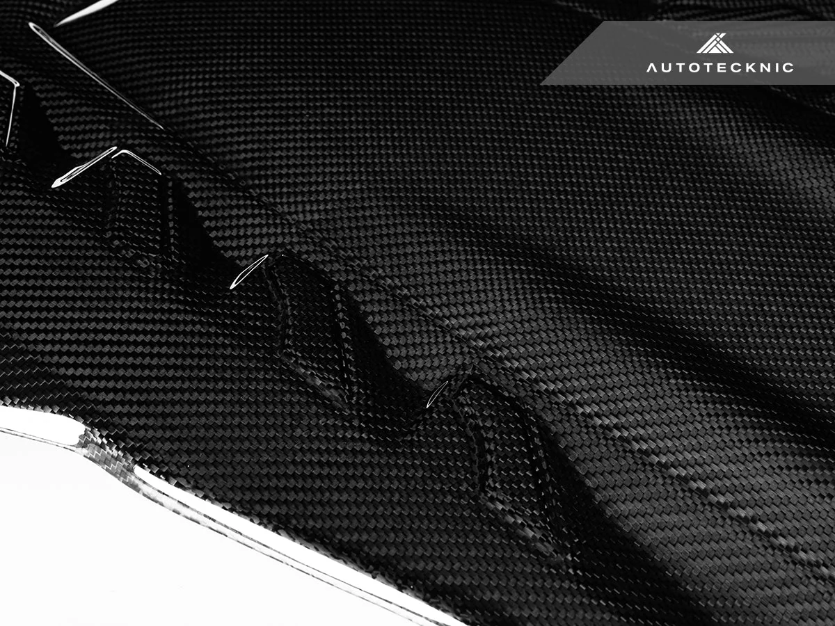 AutoTecknic Dry Carbon Engine Cover - F95 X5M | F96 X6M - Image 4