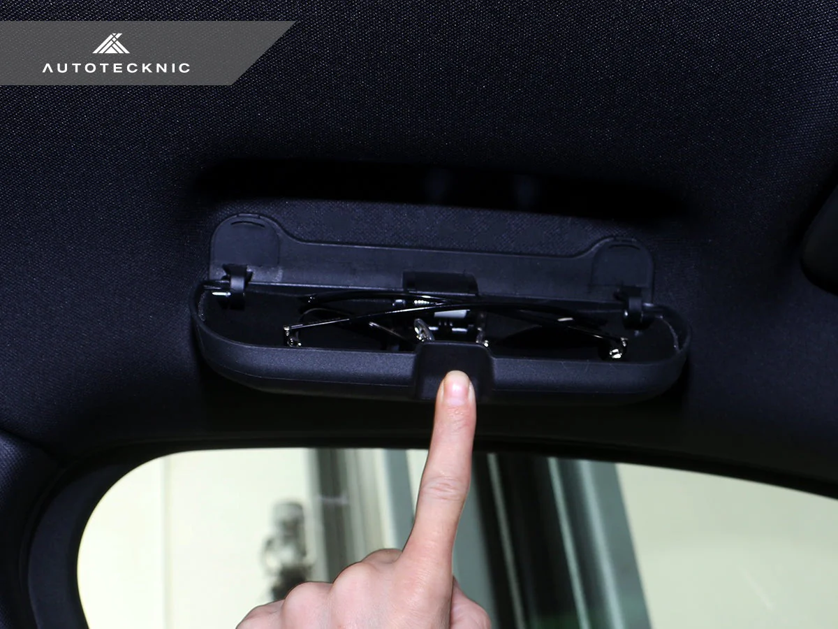 AutoTecknic Grab Handle Sunglasses Case - Porsche Macan - Image 4