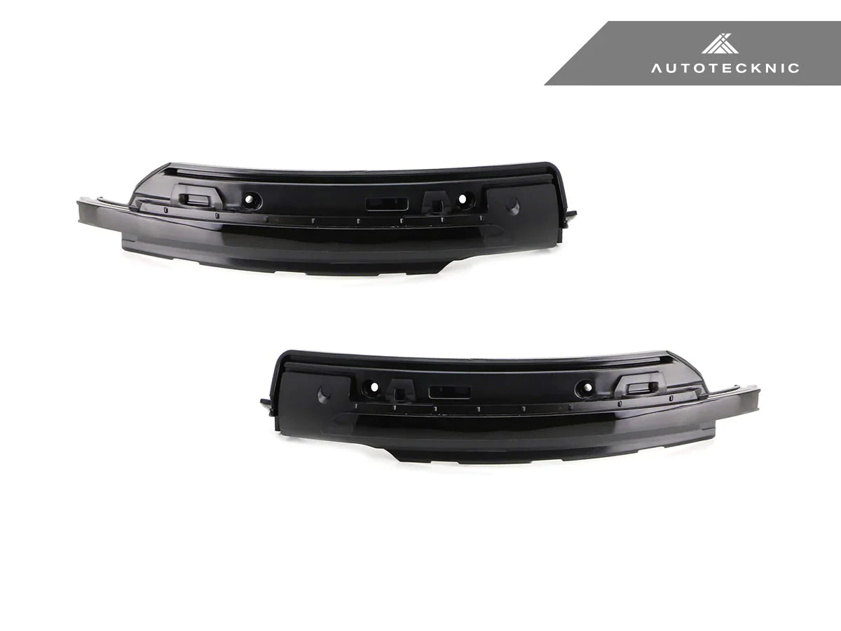 AutoTecknic Smoked Dynamic Sequential LED Turn Signal - Porsche Macan - Image 2