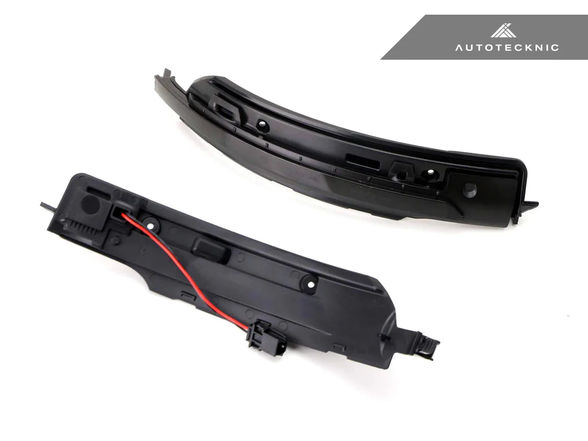 AutoTecknic Smoked Dynamic Sequential LED Turn Signal - Porsche Macan - Image 3