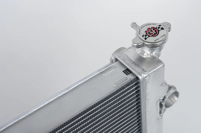CSF 03-09 Lexus GX470 4.7L V8 / 03-09 Toyota 4Runner 4.7L V8 All Metal Radiator - Image 2