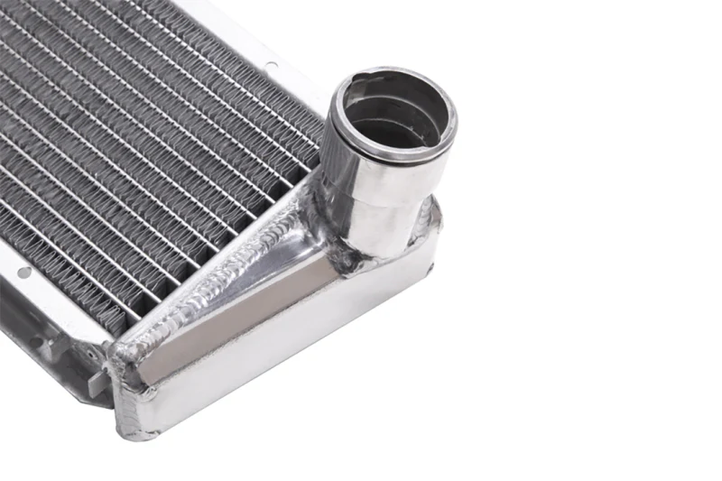 CSF 05-11 Porsche Boxster (987) / 05-11 Porsche 911 Carrera (997) Center Radiator - Image 4