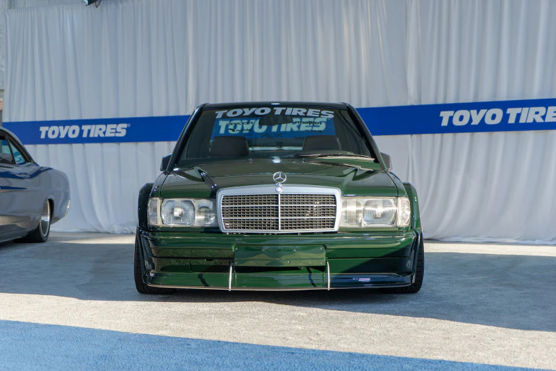 CSF 84-88 Mercedes-Benz W201 190E 2.3L - 16 w/ A/C High Performance Aluminum Radiator - Image 14