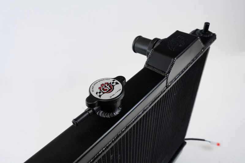 CSF 01-07 Mitsubishi Evo 7/8/9 Full-Slim Radiator w/12in Fan & Shroud/-16AN - Black - Image 4