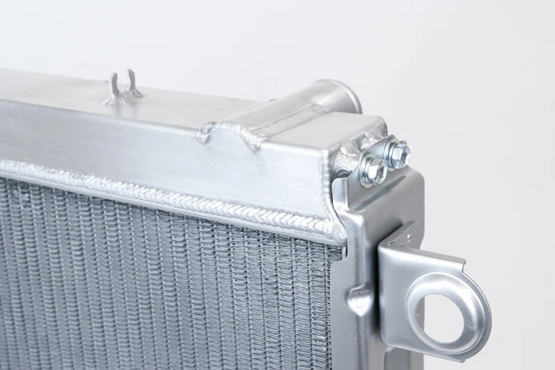 CSF 98-07 Toyota Land Cruiser / Lexus LX470 Heavy Duty All Aluminum Radiator - Image 4