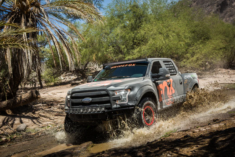 Fox 05+ Ford SD 2.0 Performance Series 9.1in. Smooth Body IFP Front Shock (Alum) / 2-3.5in. Lift - Image 6