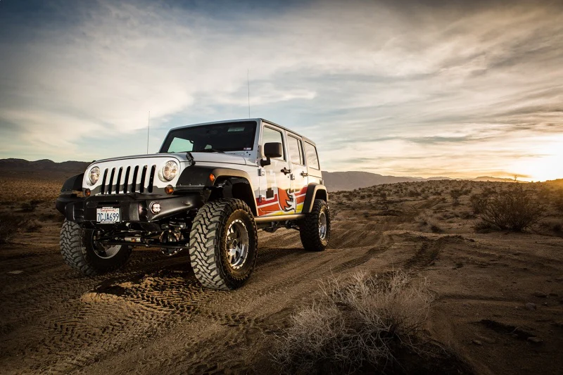 Fox 07-18 Jeep JK 2.5 Performance Elite Series Reservoir DSC Front Shock 0-2in. Lift - Image 4