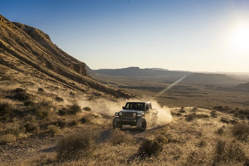 Fox 2019+ Jeep Gladiator JT 2.0 Perf Series 10.2in Smooth Body IFP Rear Shock / 0-1.5in Lift - Image 5