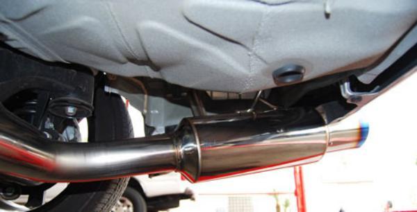Invidia 08-09 WRX Sedan 76mm (101mm tip) RACING Titanium Tip Cat-back Exhaust - Image 4