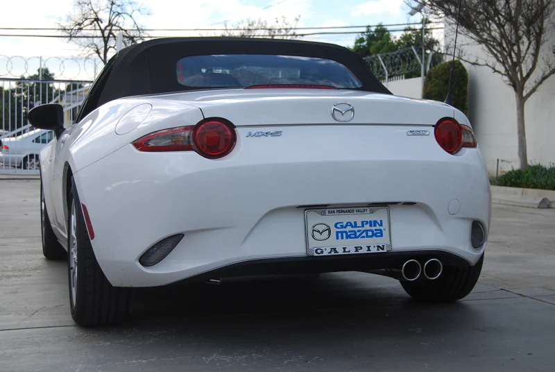 Invidia 15+ Mazda MX-5 Q300 Cat-back Exhaust - Image 3