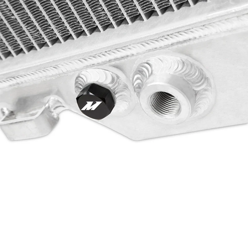 Mishimoto 03-07 Ford F250 w/ 6.0L Powerstroke Engine Aluminum Radiator - Image 8