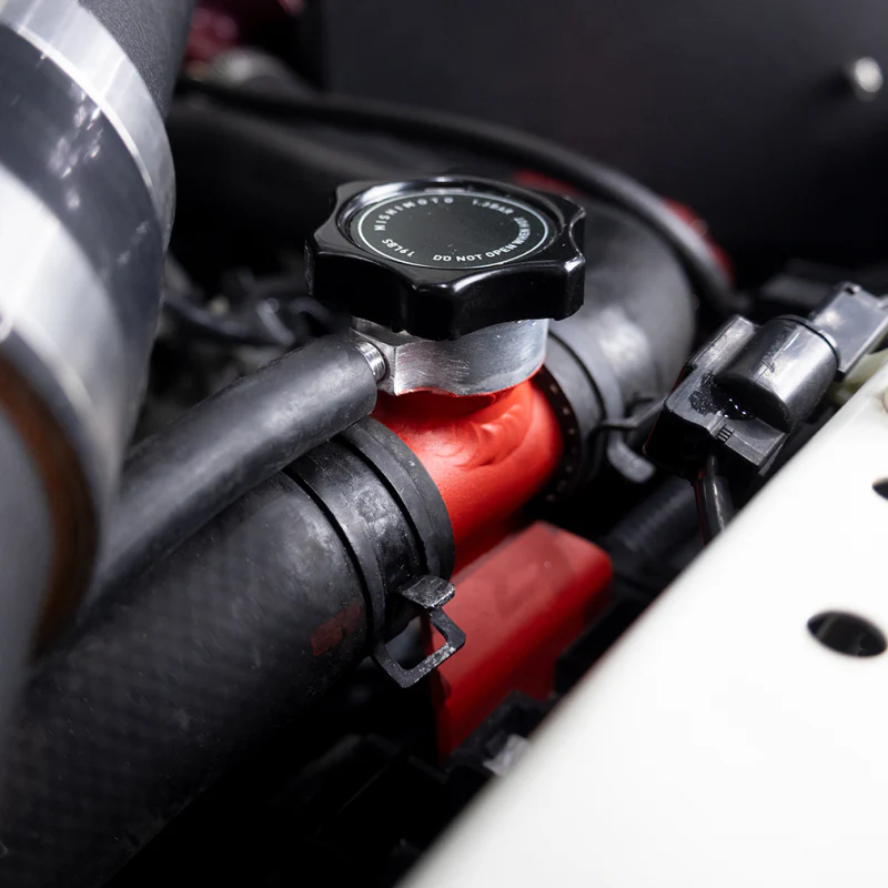 Mishimoto 08-15 Mitsubishi Lancer Evo X Coolant Fill Inlet - Black - Image 3
