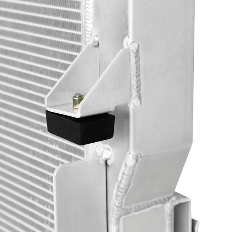 Mishimoto 10-12 Dodge 6.7L Cummins Aluminum Radiator - Image 9