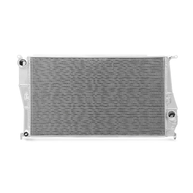 Mishimoto 2006-2013 BMW 335i/135i (Manual) Performance Aluminum Radiator - Image 3