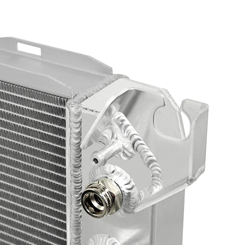 Mishimoto 2014+ Chevrolet Silverado 1500 V8 Aluminum Radiator - Image 4