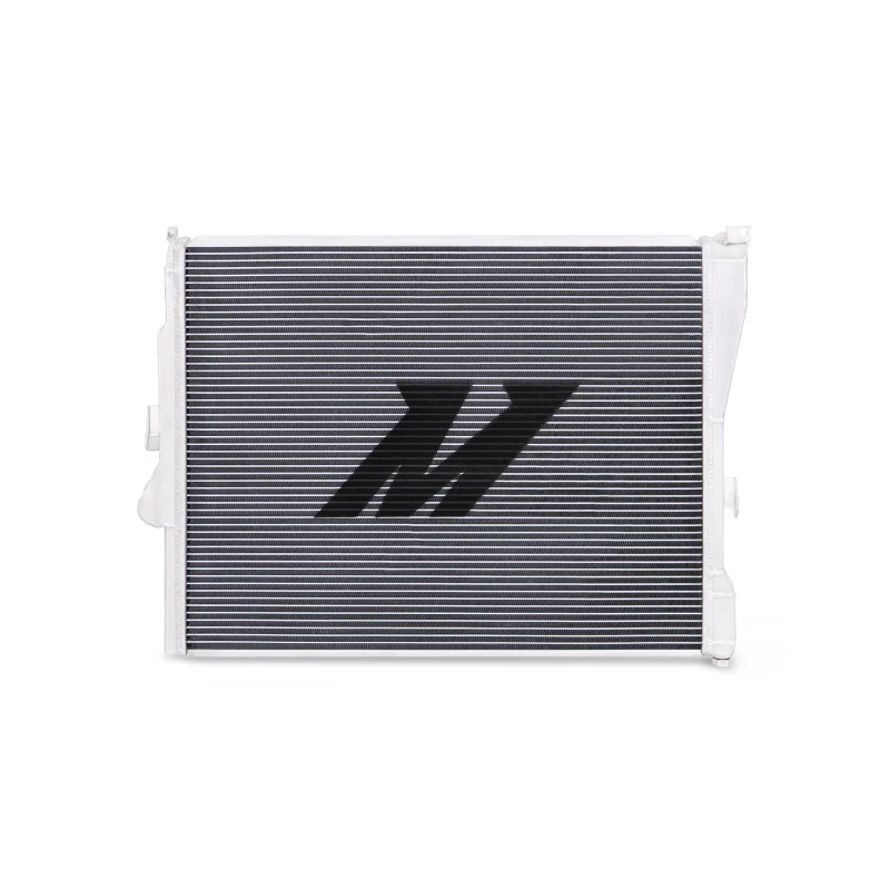 Mishimoto 99-06 BMW 323i/323i/328i/330i w/ Auto Transmission Performance Aluminum Radiator - Image 14