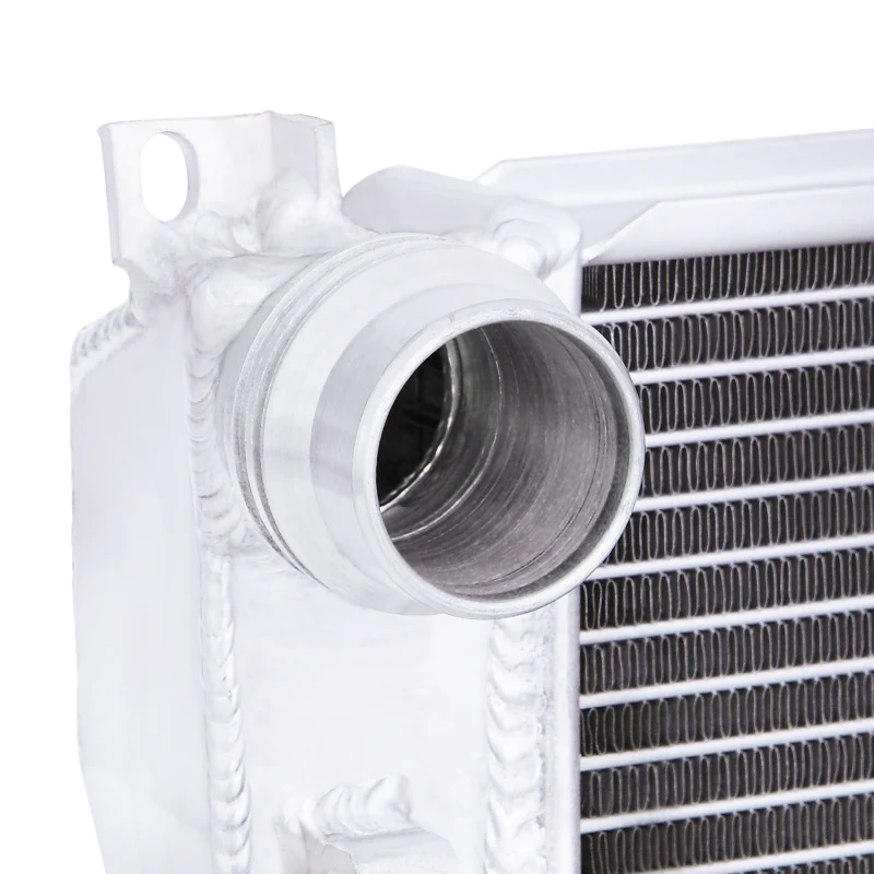 Mishimoto 99-06 BMW 323i/323i/328i/330i w/ Auto Transmission Performance Aluminum Radiator - Image 18
