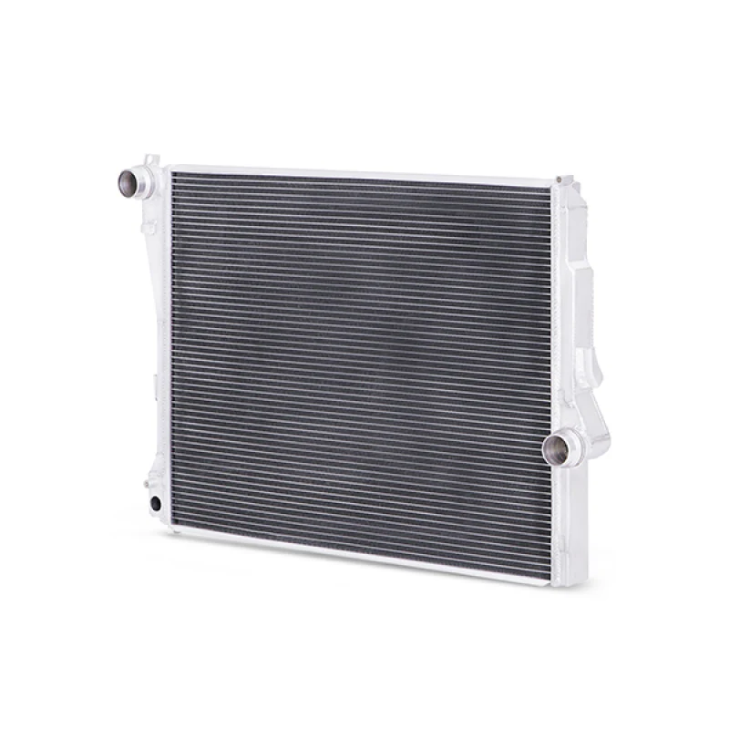 Mishimoto 99-06 BMW 323i/323i/328i/330i w/ Auto Transmission Performance Aluminum Radiator - Image 7