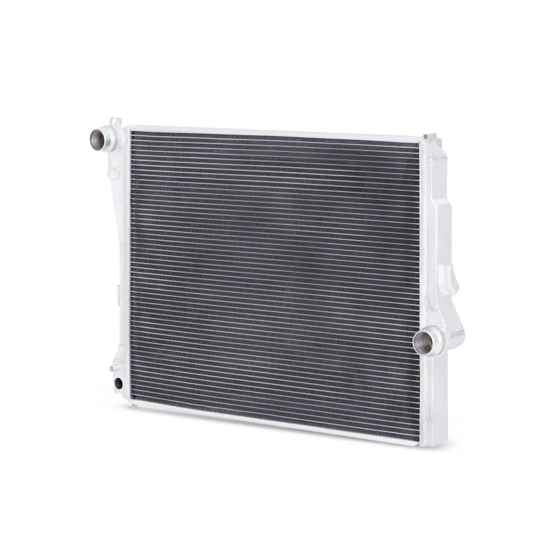 Mishimoto 99-06 BMW 323i/323i/328i/330i w/ Auto Transmission Performance Aluminum Radiator - Image 8