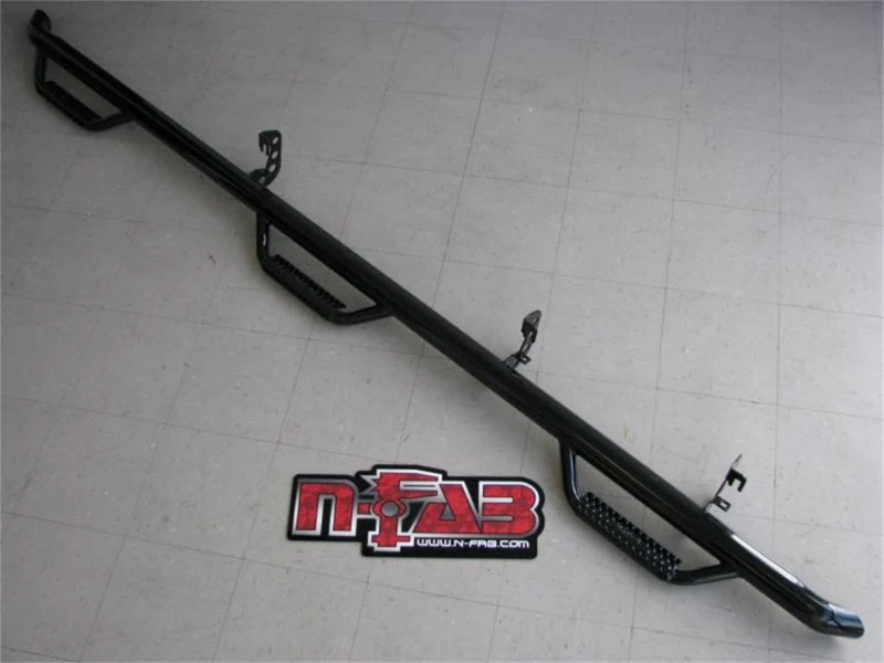 N-Fab Nerf Step 99-06 Chevy-GMC 1500/2500/3500 Ext. Cab 6.5ft Bed - Tex. Black - Bed Access - 3in - Image 3