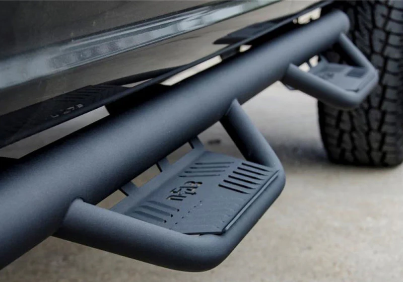 N-Fab Podium LG 07-13 Chevy-GMC 2500/3500 07-10 1500 Crew Cab - Tex. Black - 3in - Image 3