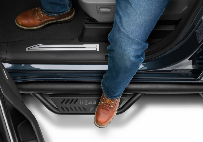 N-Fab Podium LG 2019 Chevy/GMC 1500 Crew Cab - Cab Length - Tex. Black - 3in - Image 8