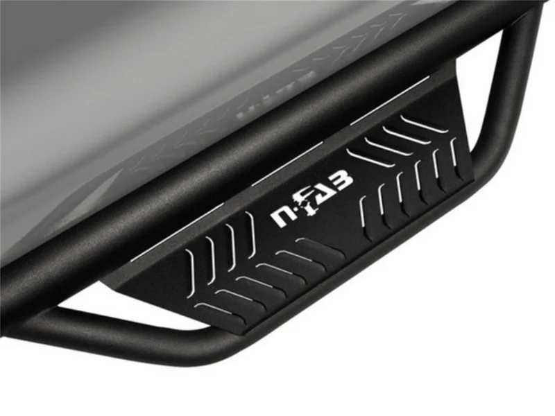 N-Fab Podium SS 15.5-17 Dodge Ram 1500 Quad Cab 6.4ft Standard Bed - Polished Stainless - 3in - Image 4