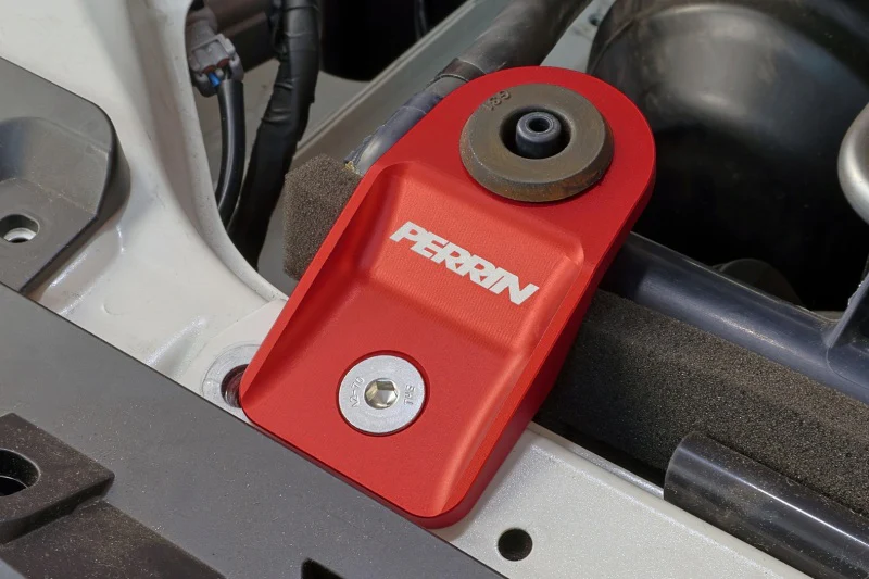 PERRIN 08-14 Subaru WRX/STI / 08-11 Impreza / 08-10 Outback Upper Radiator Bracket Set - Red - Image 2