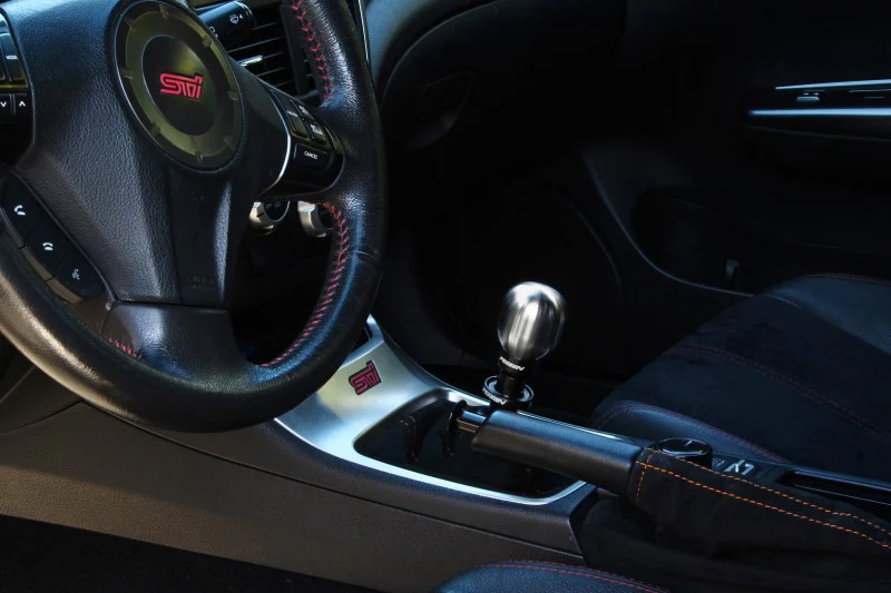 PERRIN 04-21 Subaru STI 6spd (Manual) SS Shift Knob - Barrel Style - Image 3